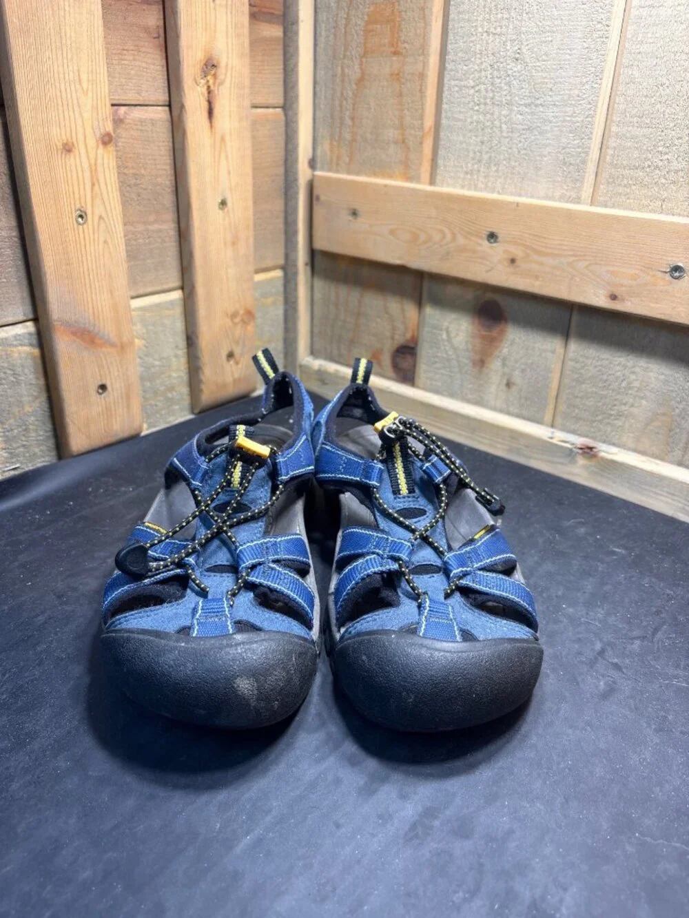 KEEN Girls Sport Sandal Blue EU 0507 Size US 7.5 UK 5 EU 38 Bungee Water Shoe